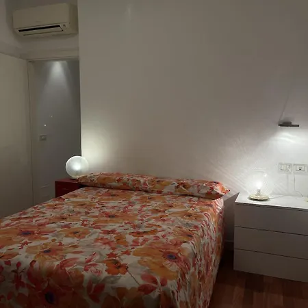 Piazza Al Sole Apartmán