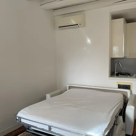 Piazza Al Sole Apartmán *